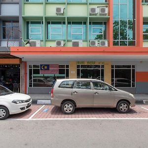 Capital O 89344 Labuan Avenue Hotel